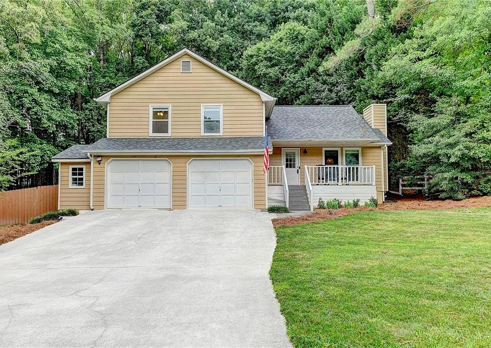1st image of 1524 Pine Creek Way NE
