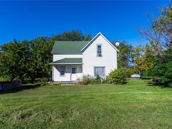 26693 State Route Y Hwy, Winston, MO 64689