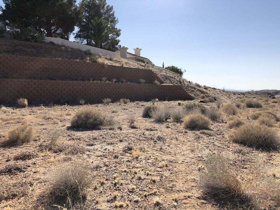 2nd image of 712 Chaparral Dr