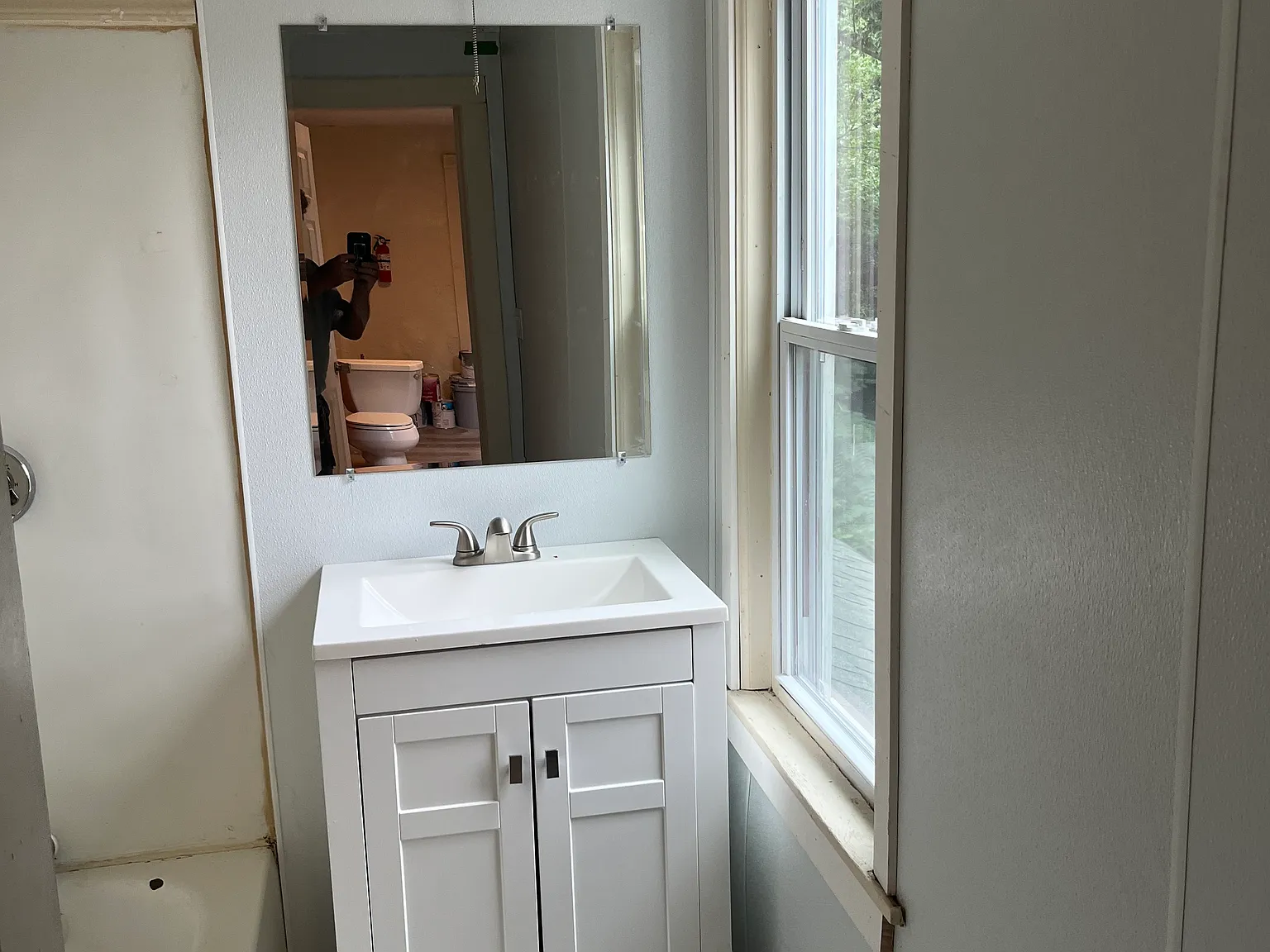 3 bed, 1200 sqft, $2,100 — Photo 3
