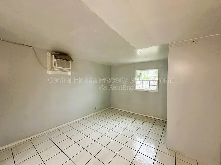 11818 Shotgate Ct — Photo 22
