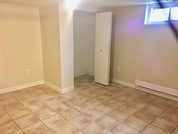 3rd image of 239 Queen St S #4