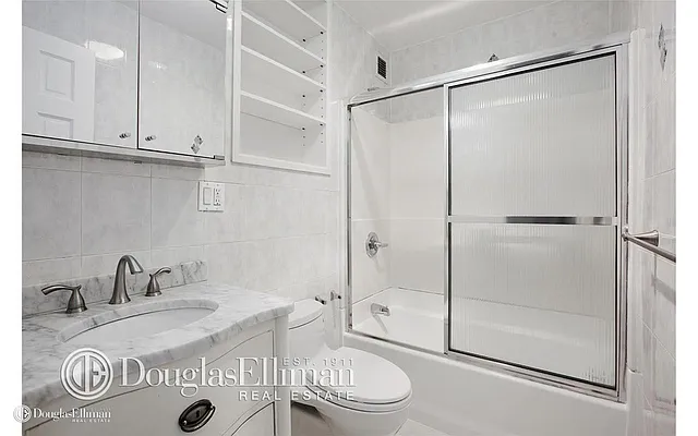 Rented by Douglas Elliman | media 21