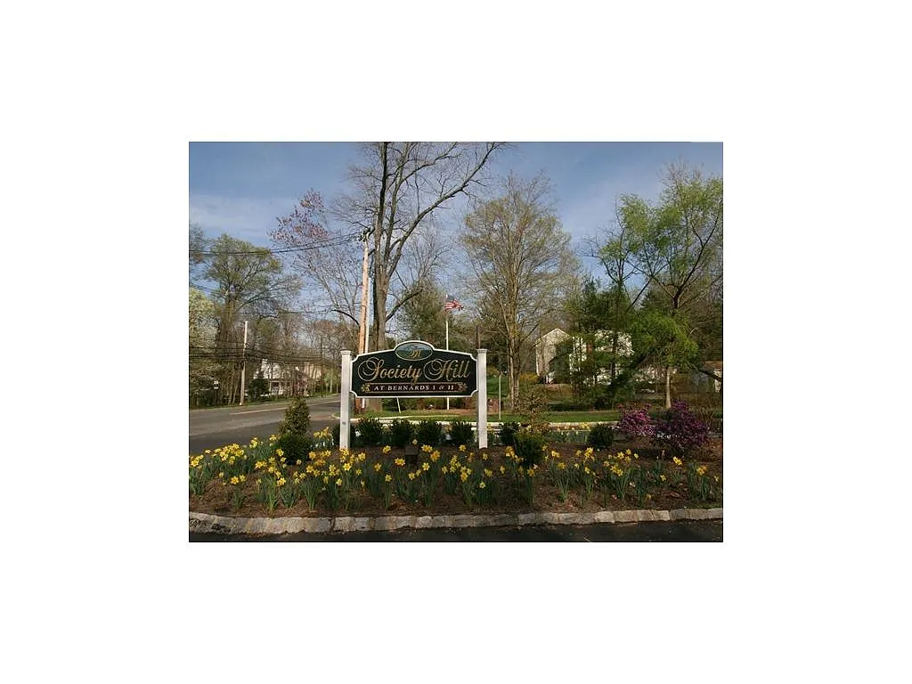 126 Woodward Ln photo 1