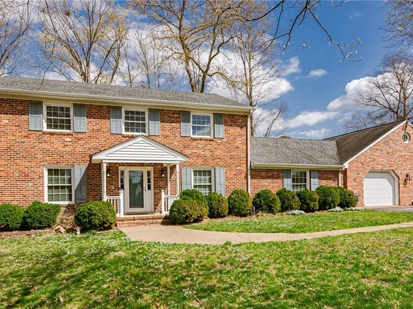 4100 S Cresthill Ct, Chester, VA 23831