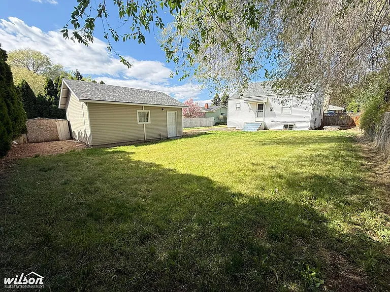 1005 S 33rd Ave — Photo 13