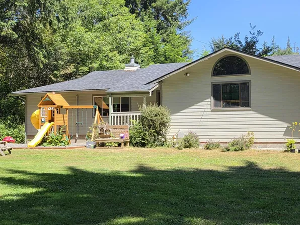 1260 Pine Grove Rd, Crescent City, CA 95531