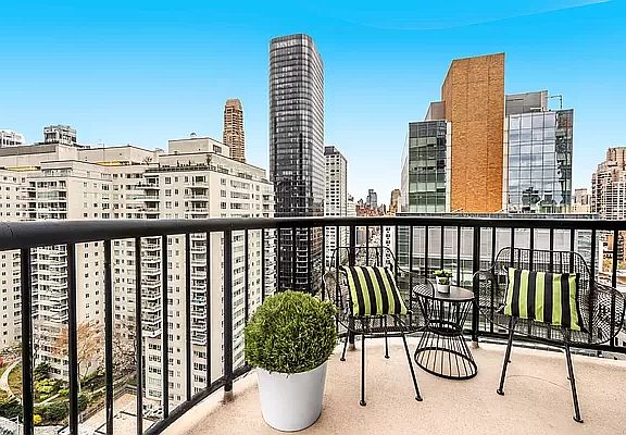 2nd image of 304 E 65th St #18ABD