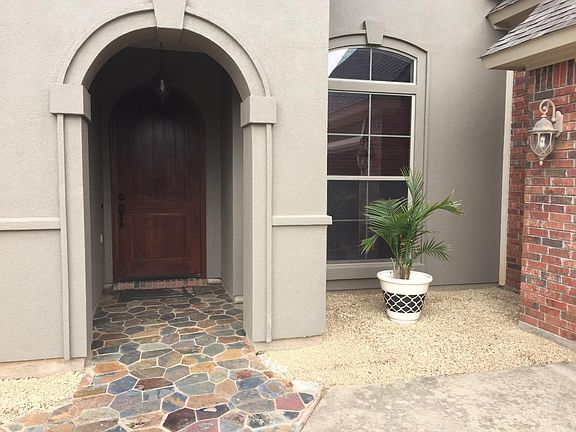 Beautiful front entry
