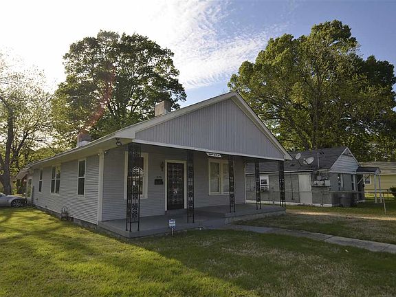 2nd image of 1531 Oakwood St