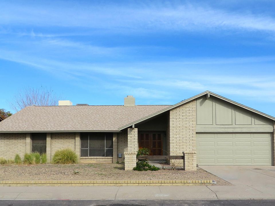 1st image of 6132 W Larkspur Dr