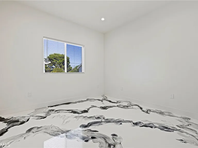 15209 Cohasset — Photo 19