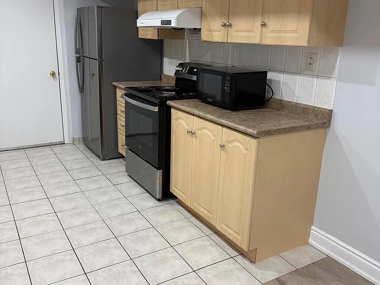 5645 Longford Dr #BASEMENT — Photo 3