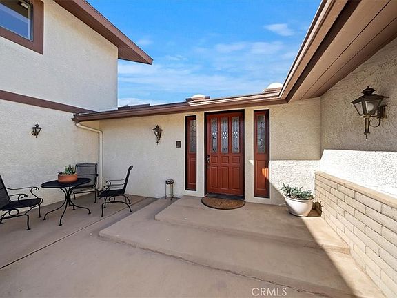 3rd image of 59187 Mesa Dr