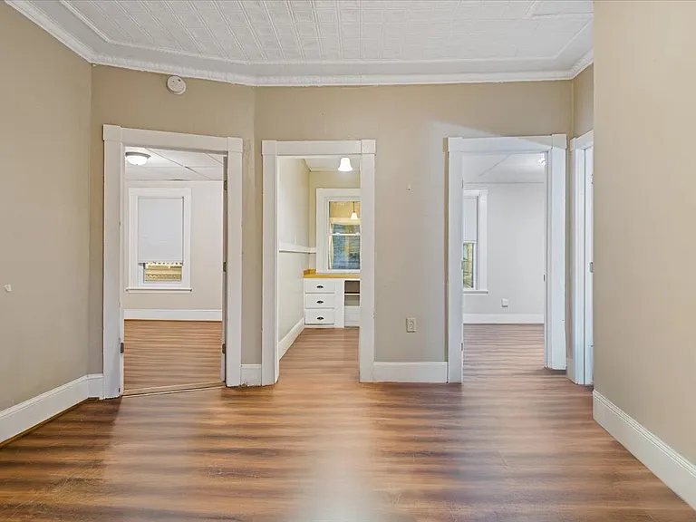 41 Gamage Ave #2 — Photo 11