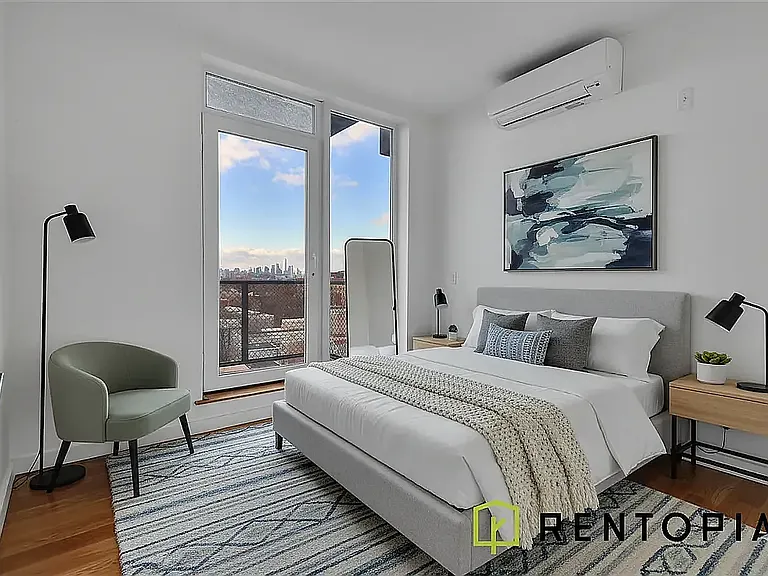 1875 Atlantic Ave #505J — Photo 3
