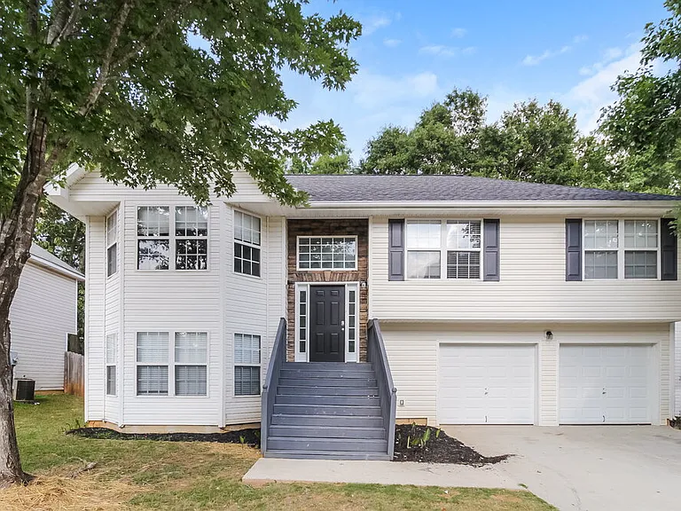 11562 Registry Blvd — Photo 1