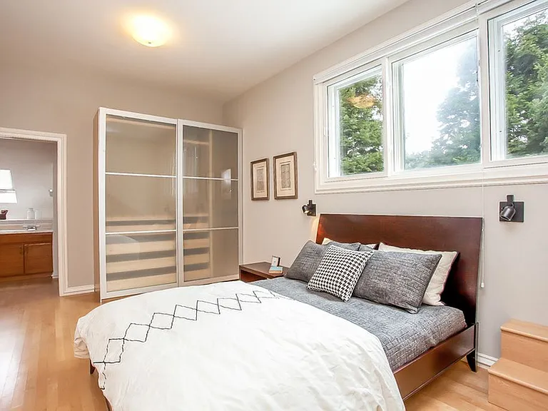 1317 Shattuck Ave — Photo 10