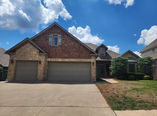 16009 Rim Rd, Edmond, OK 73013