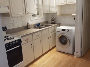 138 Nassau St, Toronto, ON M5T 1M8