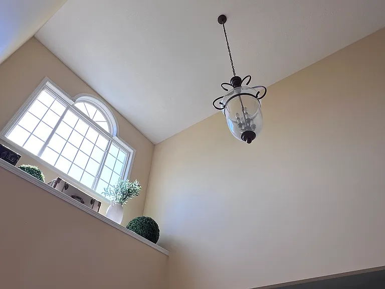 648 S Whitman Ct SE — Photo 6