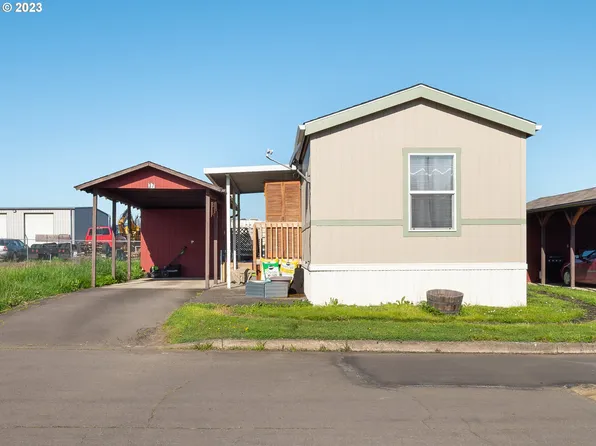 37 Manor Loop, Roseburg, OR 97471