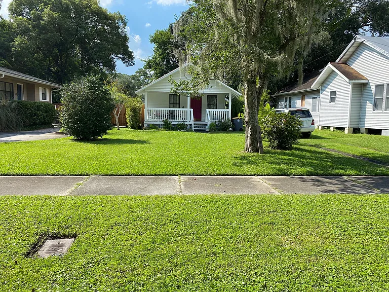 view of the front from the street