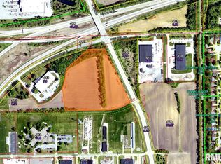 E Hazel Dell Ln, Springfield, IL 62712