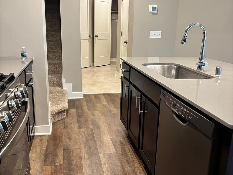 7219 Elmo Ct — Photo 18