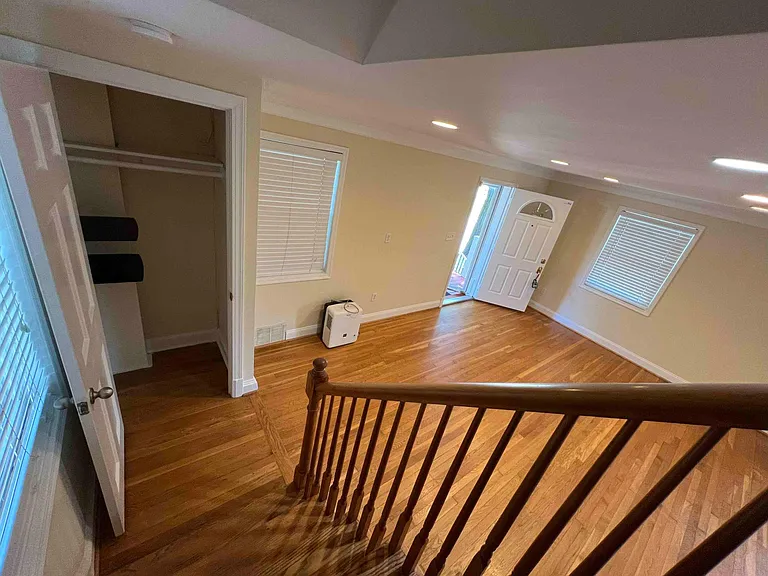 4717 Arlington Blvd — Photo 15
