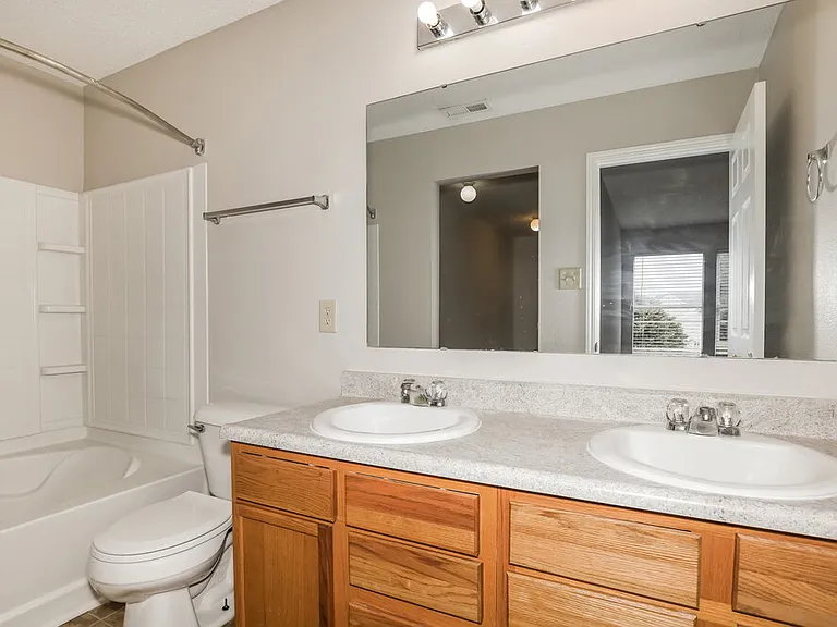 11351 N Creekside Dr — Photo 12