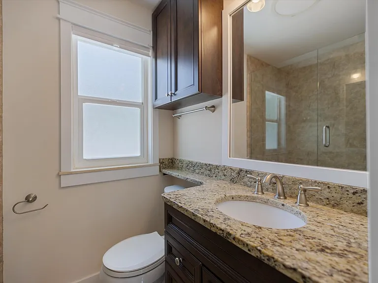 202 Pine Rd — Photo 10