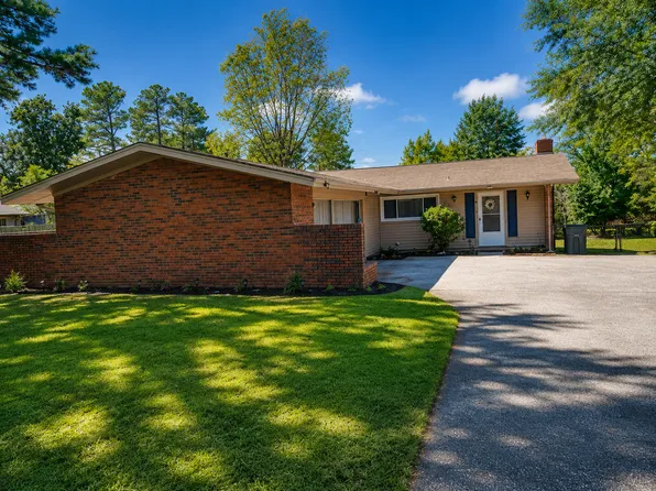 3829 University Blvd E, Tuscaloosa, AL 35404