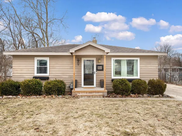 5657 Averill Ave SW, Wyoming, MI 49548