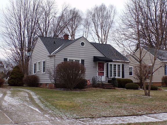 3rd image of 22660 Westwood Ave