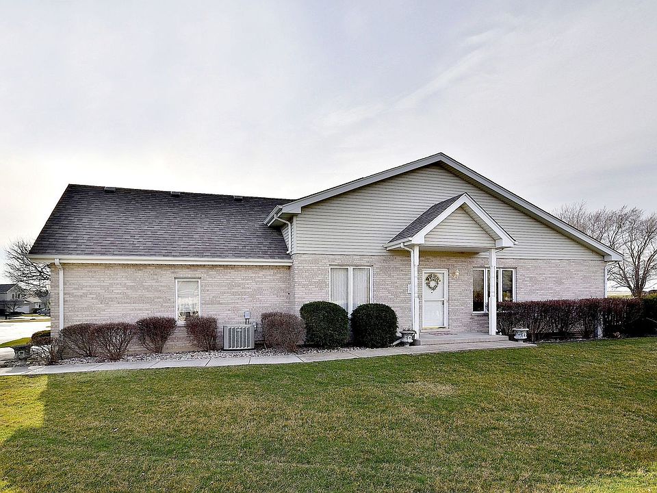 1st image of 16741 Summercrest Ave
