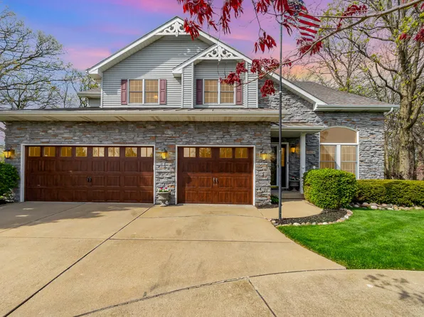 12528 W 101st Ave, Saint John, IN 46373