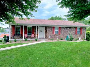208 Shawnee Dr, Scottsville, KY 42164