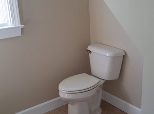 916 Blair Ave, Hampton, VA 23661