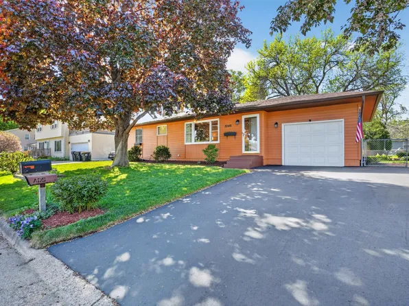 2046 Diffley Rd, Eagan, MN 55122
