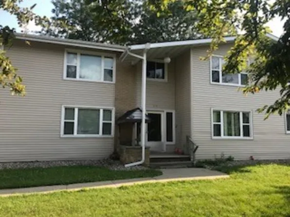 958 Gay Dr APT 3, Neenah, WI 54956