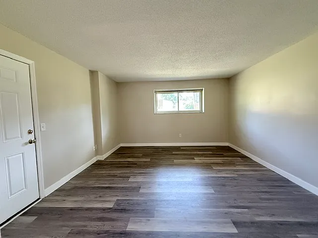 81 Lemans Ct — Photo 13
