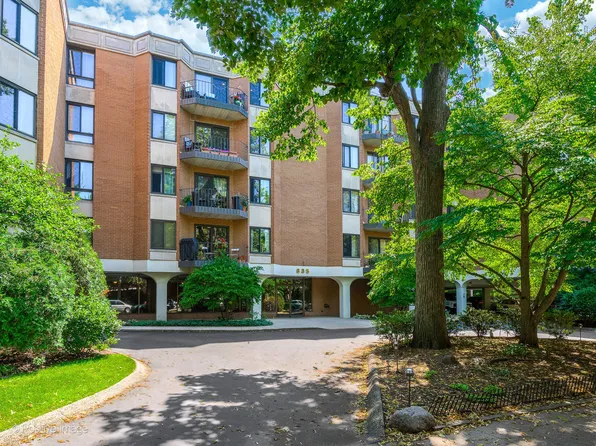 835 Judson Ave APT 307, Evanston, IL 60202