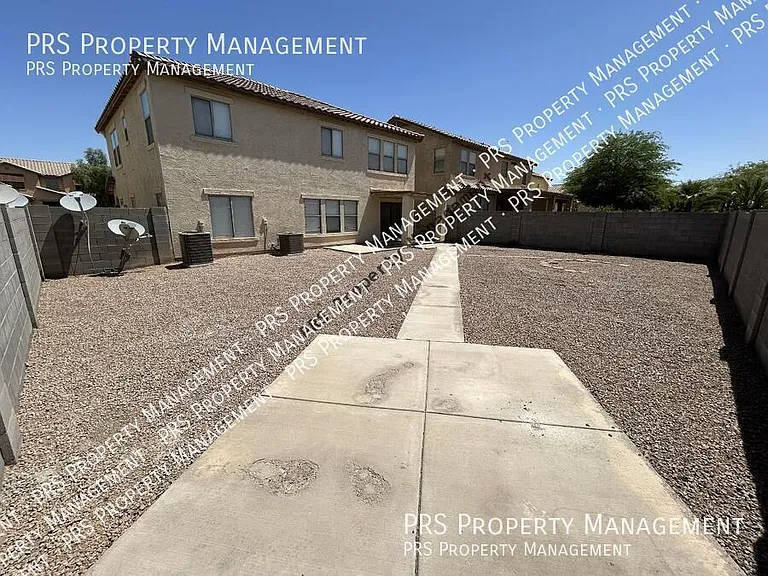 45563 W Starlight Dr — Photo 52