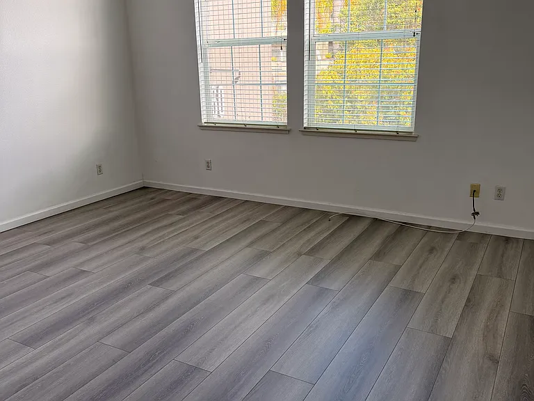 860 Meridian Bay Ln #124 — Photo 10