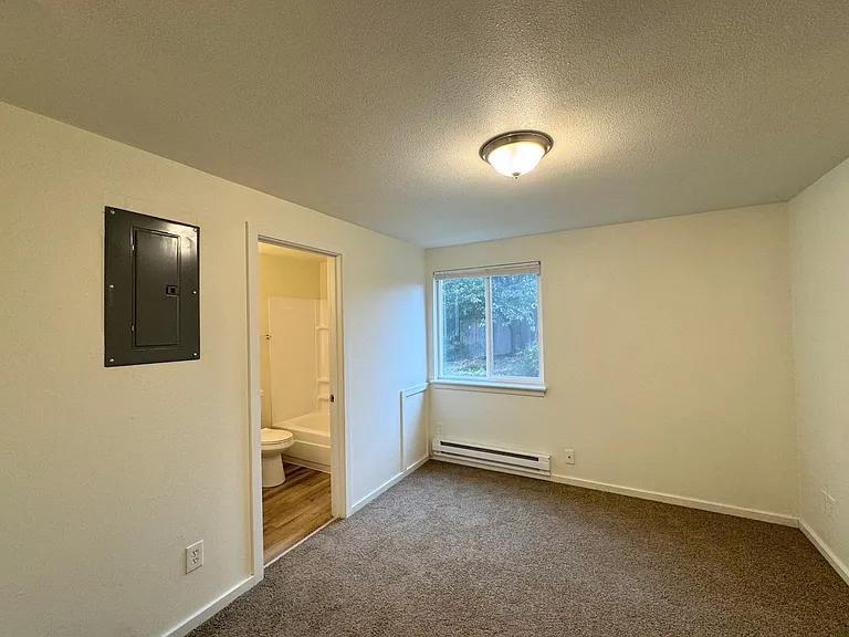 North Highland Court — Photo 43
