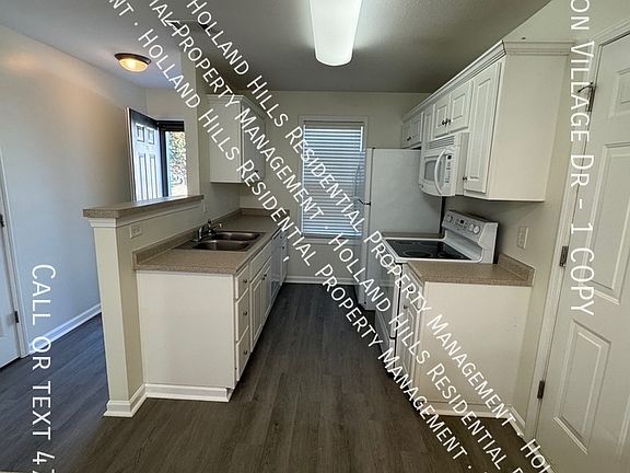 5th image of 104 Kingston Village Dr #1