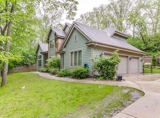 19437 Black Forest Dr, Brookfield, WI 53045