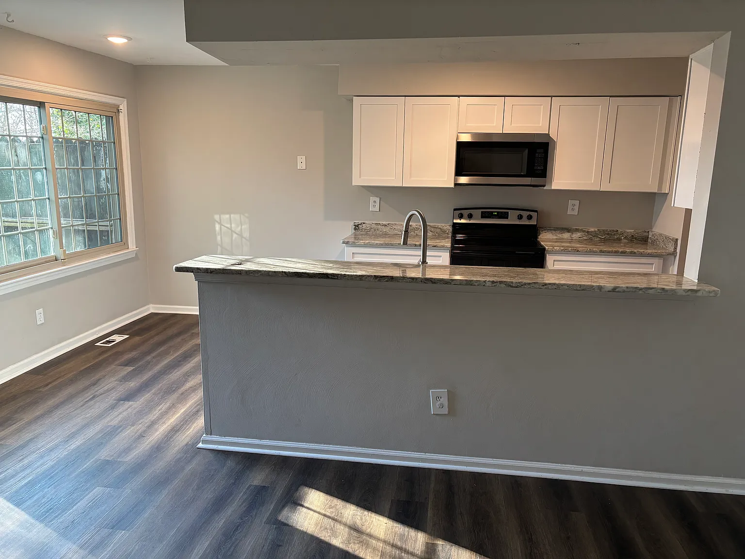 1505 Brendle Ct — Photo 1
