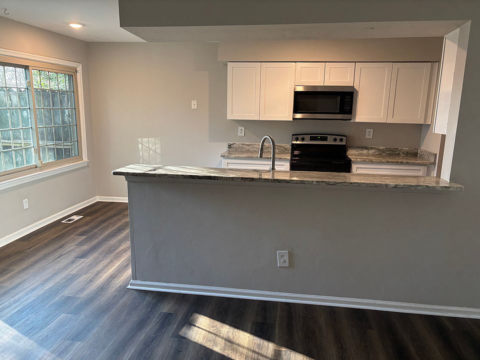 1st image of 1505 Brendle Ct